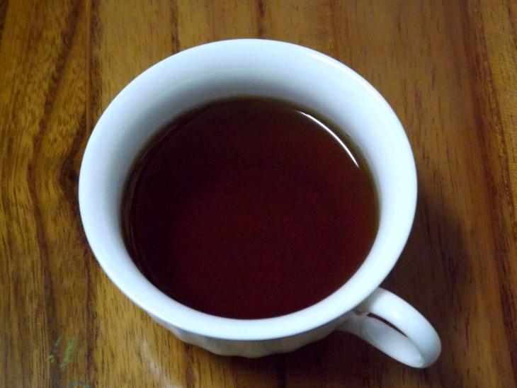 黑咖啡一杯